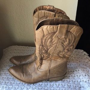 Beige cowboy boots